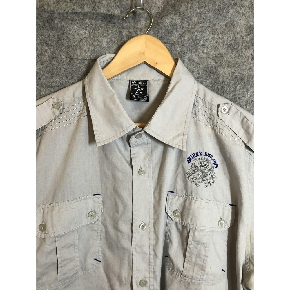 Avirex Shirt Mens XL Beige Short Sleeve Button Down Crest True Rebels Logo 1975
